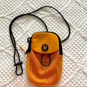 LULULEMON CROSSBODY BAG